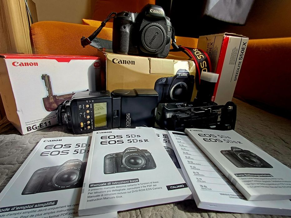 CANON EOS 5DS
50.6 MP Full-Frame CMOS