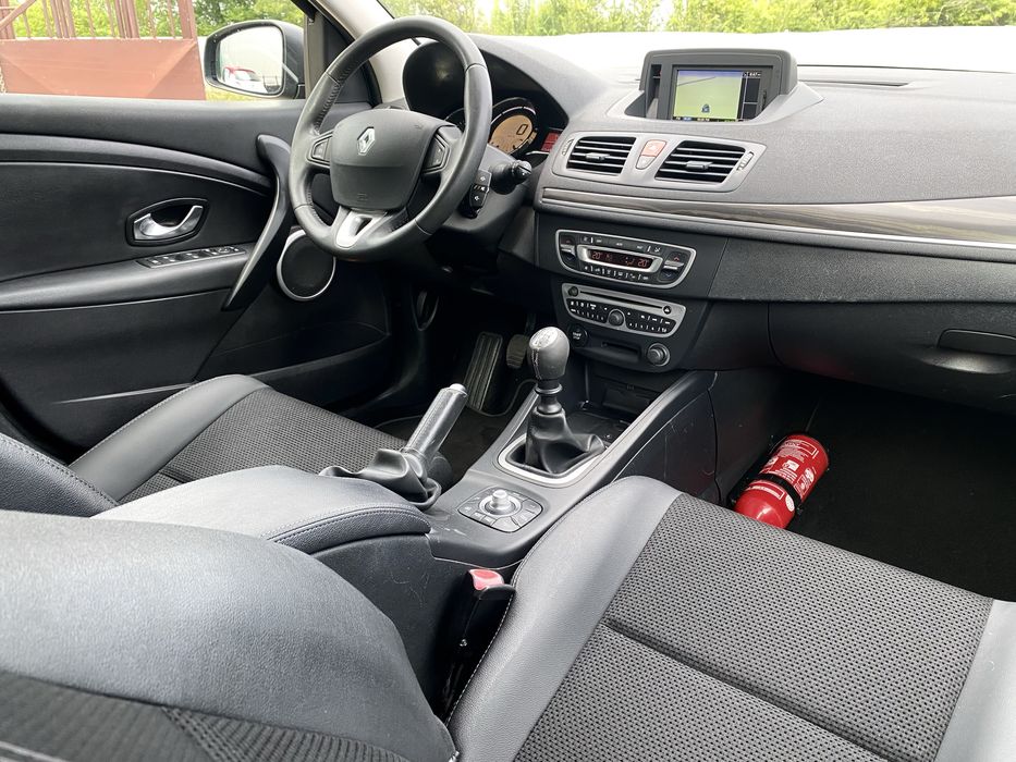 RENAULT Megane 2011 — imagine 5