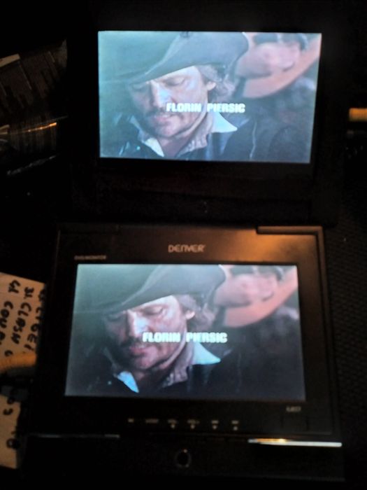 1 DVD Auto +1 Monitor