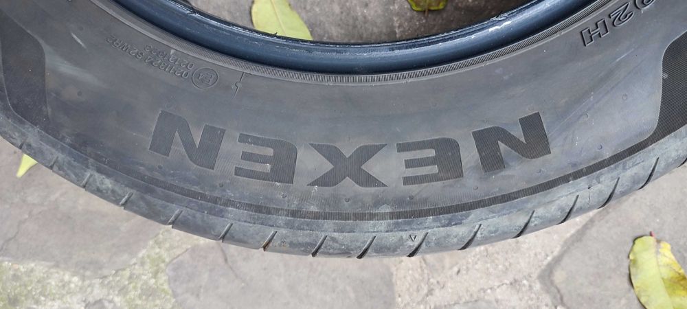 Vând anvelope nexen