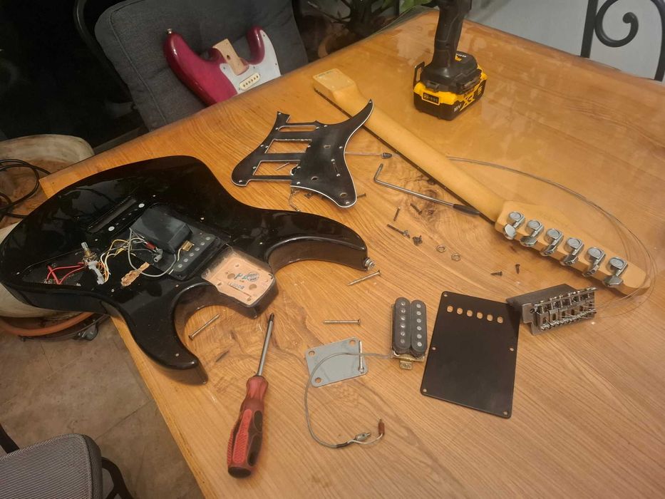 corzi chitara clasica acustica electrica piese reparatii intretinere