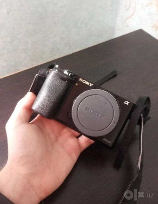 Камера Sony a6000 body