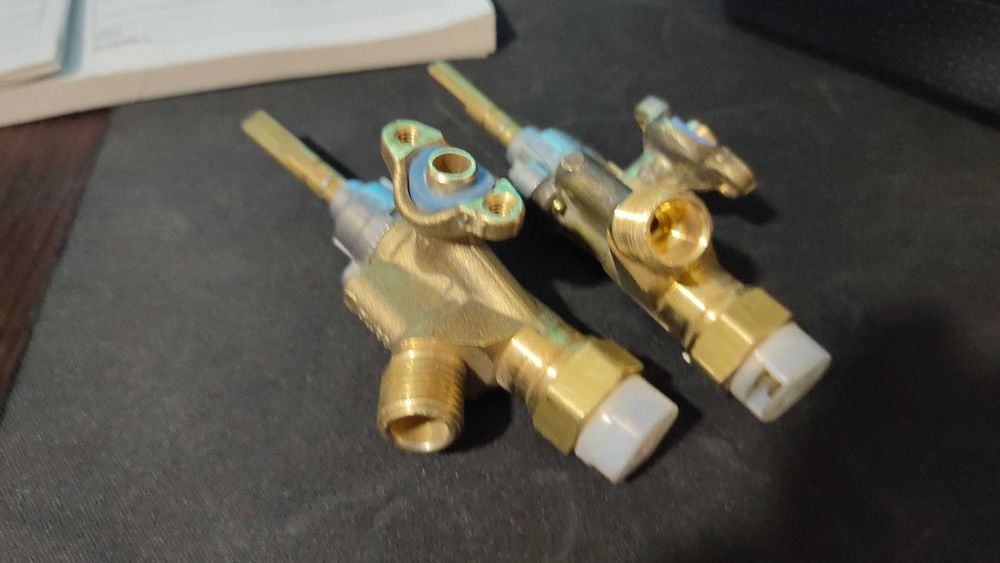 Ремонт духовы шкафов и Варочных понелей на дому.