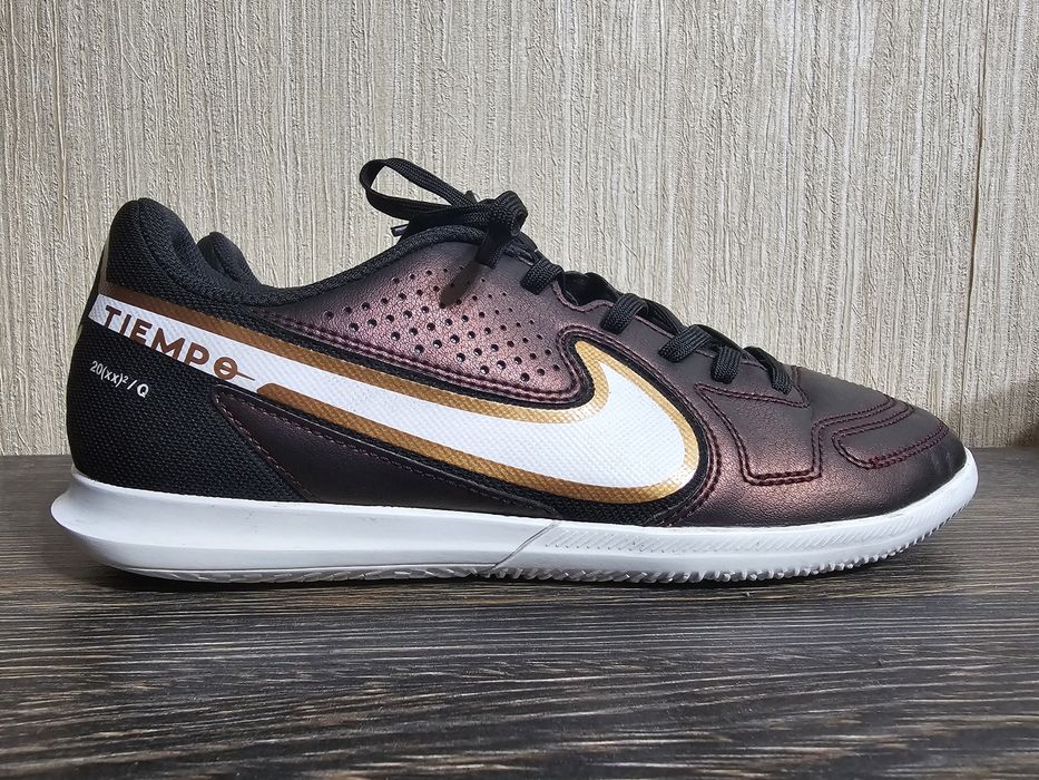 Nike Pantofi Sport Tiempo Legend 9 Academy IC
A1