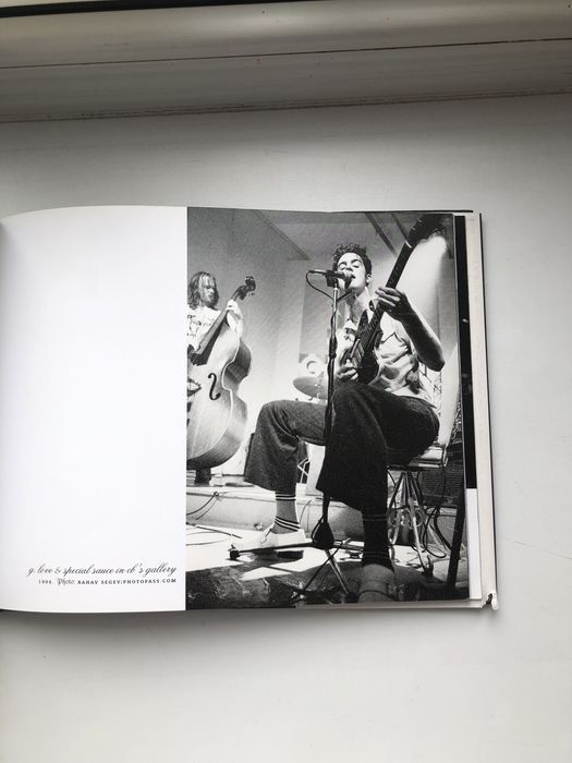 Книга о культовом клубе CBGB