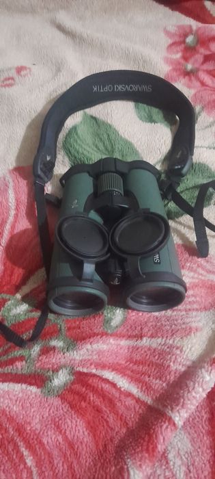 Бинокль сваровский