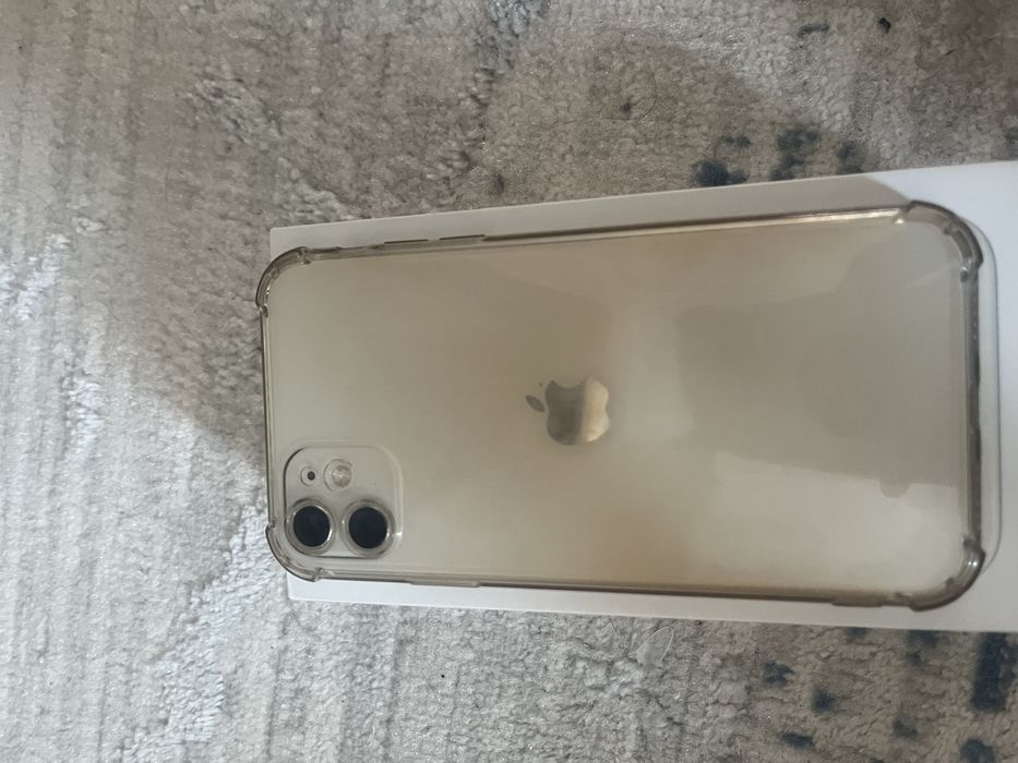 Iphone 11  с коробкой