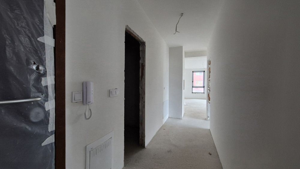 Тристаен апартамент в ж.к. "Лозенец"! До Южен парк!