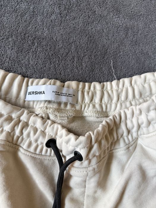 Къси гащи Bershka