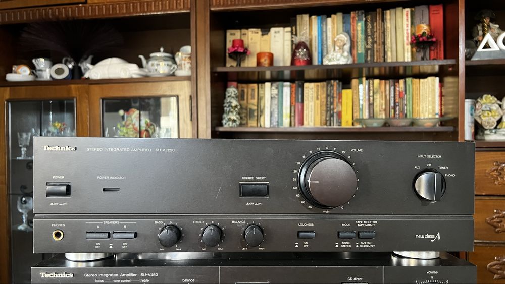 Amplificator Technics SU-VZ220