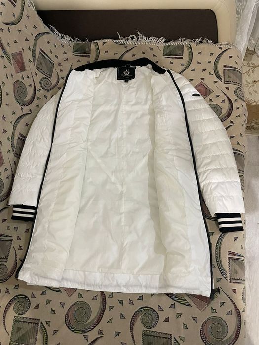 Продам куртку  женскую