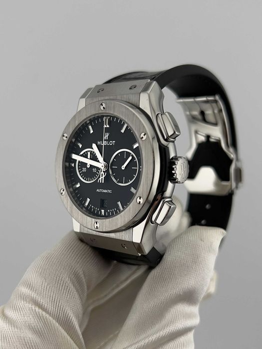 Наручные часы  Hublot Classic Fusion