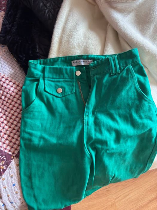 Зеленые джинсы для любителей