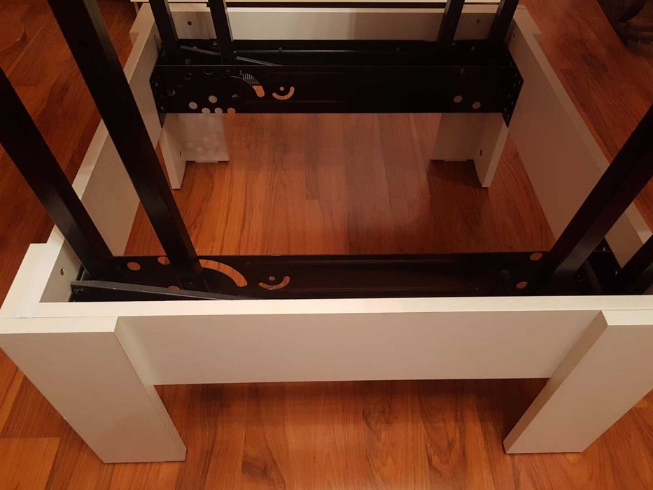 Продавам НОВА многофункционална ( разтегателна ) холова маса