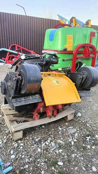 Дорожная Фреза Дэм 121