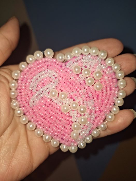 Ръчно изработени брошки