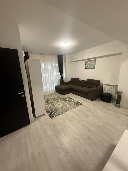 Apartament cu 2 camere de închiriat Evergreen Towers