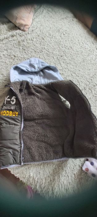 Продаю безрукавку для мальчика8-9лет