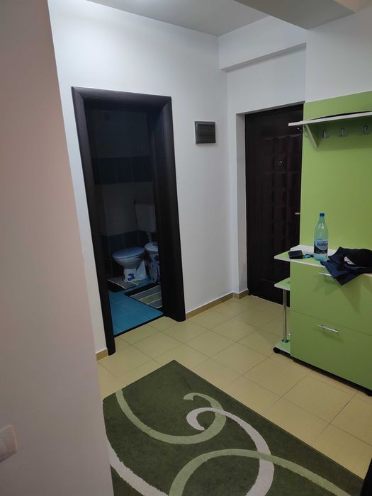 Închiriez apartament 2 camere
