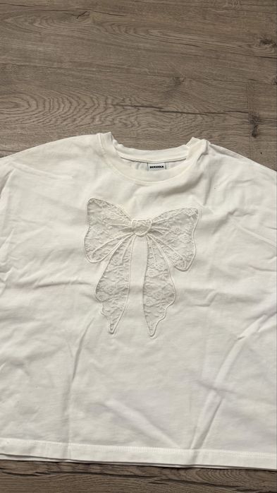 Футболка с bershka