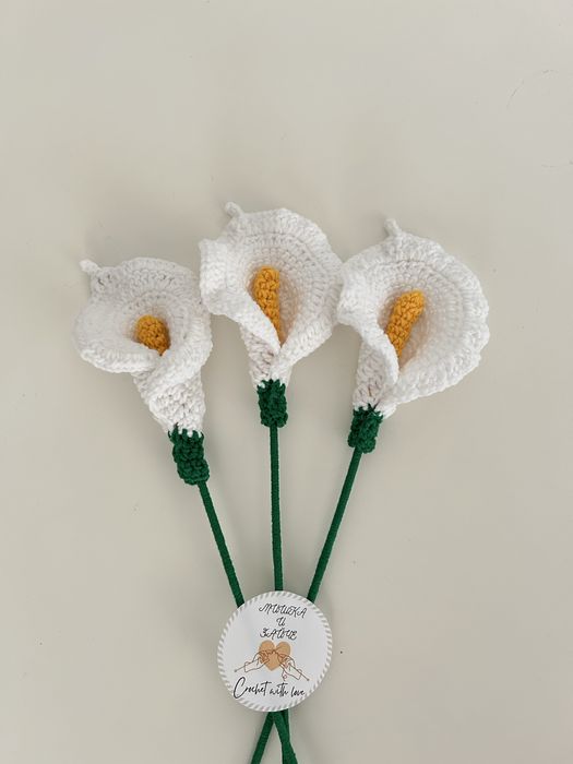 Плетени цветя - лалета ,лавандули, рози, кала и слънчогледи