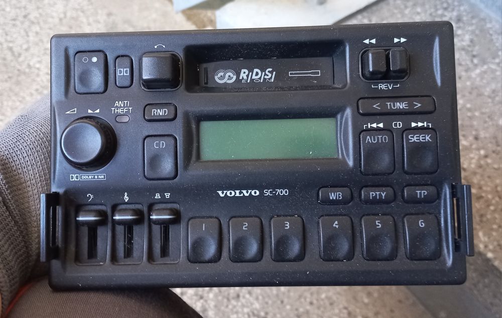 Volvo SC-700 Оригинален касетофон