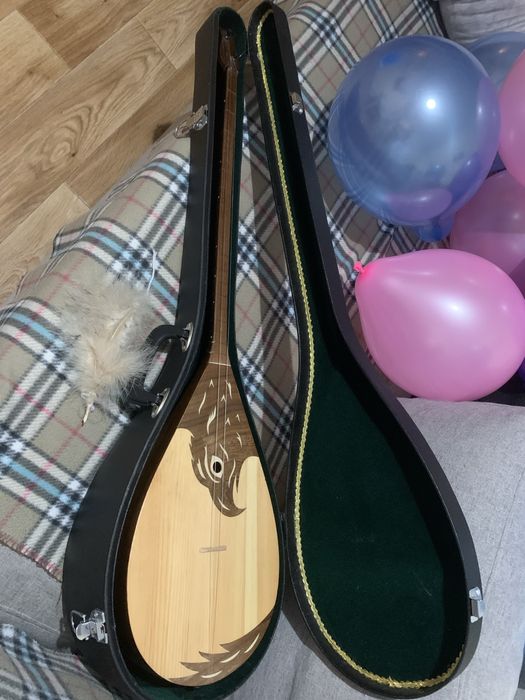 Домбыра срочно в отличном состоянии