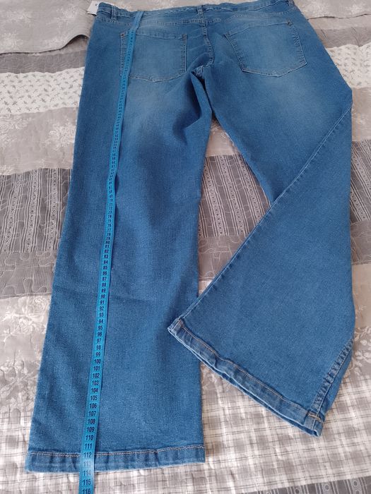 Blugi drepți ușor elastici mărimea 52