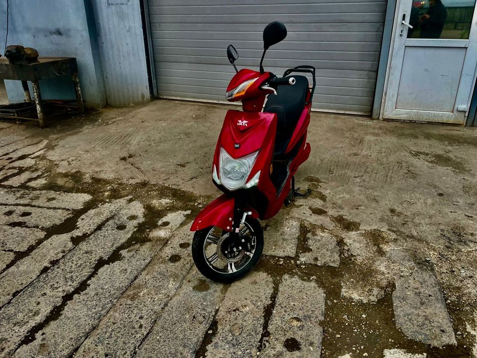 Vând scuter electric
