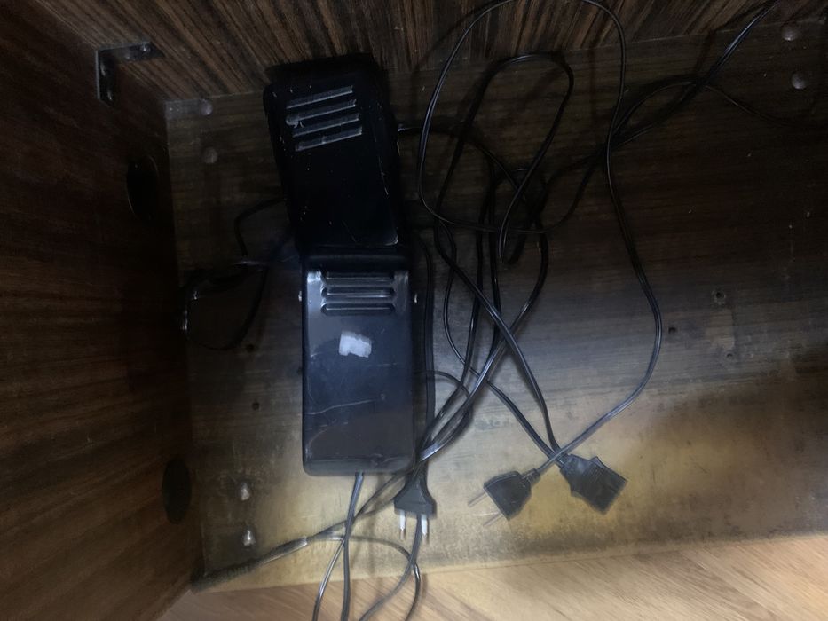 Швейная машинка и оверлок