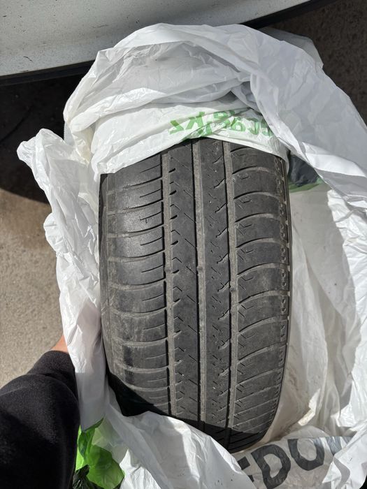 Продаю летние шины б/у