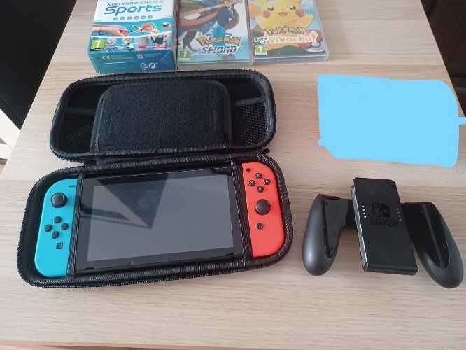Consola NINTENDO SWITCH (Neon Red & Neon Blue Joy-Cons)