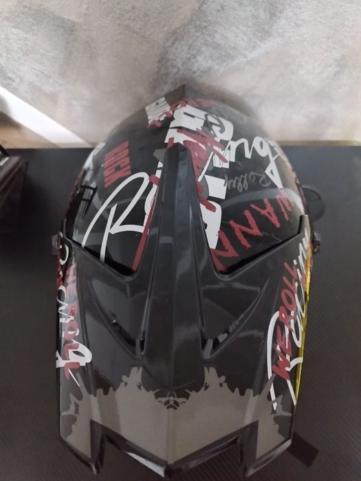 Vând casca moto cross/atv , este in stare foarte bună!