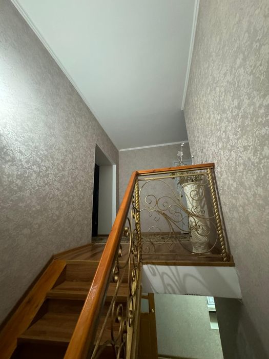 Продается дом 2 этажный