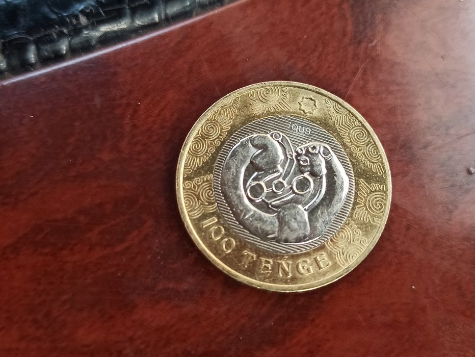 Коллекционные монеты 2 шт