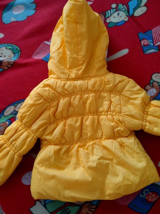 Весенняя куртка на девочку