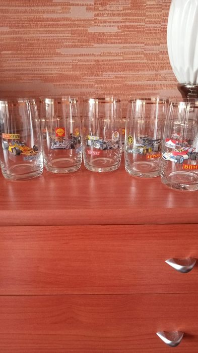 Стаканы продам стекло