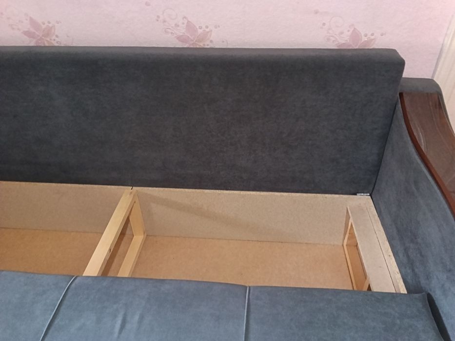 Продам  раскладной диван