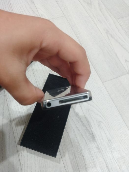 Ipod nano 1/ 2 гб