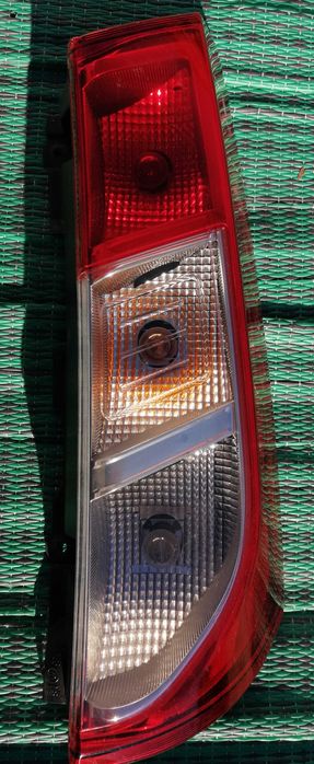 Десен стоп за Dacia Dokker 2012- , с платка.