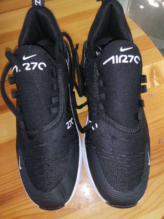 Чисто нови маратонки NikeAirmax 270 размер 37
