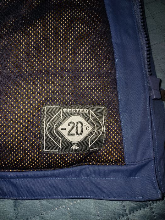 Geaca/Jacheta/Haina Iarna QUECHUA Ultra-Warm Barbati