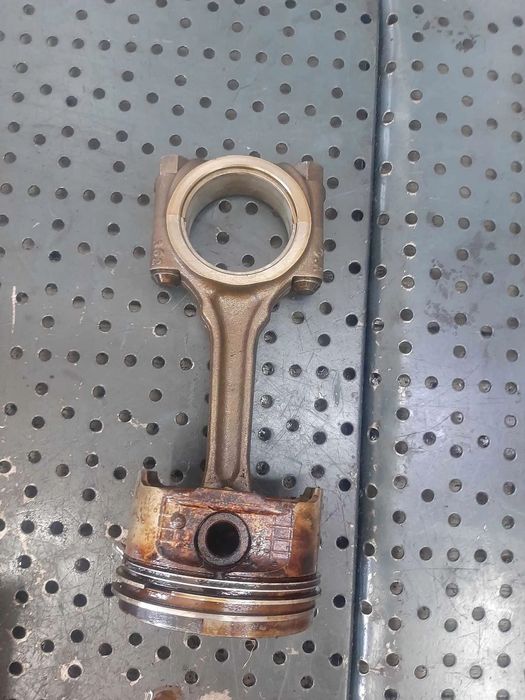 piston cu biela 1.1b hfx peugeot 207 307 citroen c3 c2
