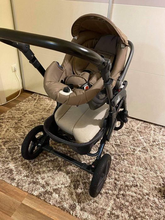 Количка Cam dinamico с подаръци