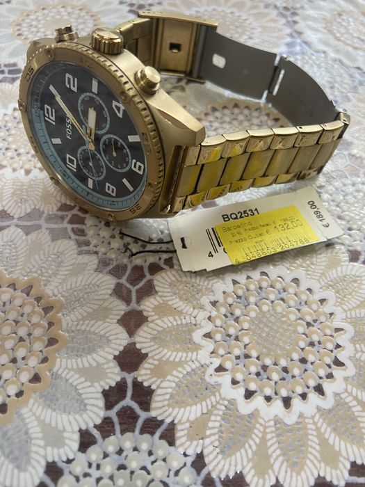 Vand ceas Fossil impecabil, special, din colectia proprie