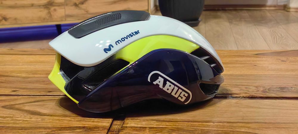 Gamecharger 2.0 helmet Redbull Moviestar casca ciclism