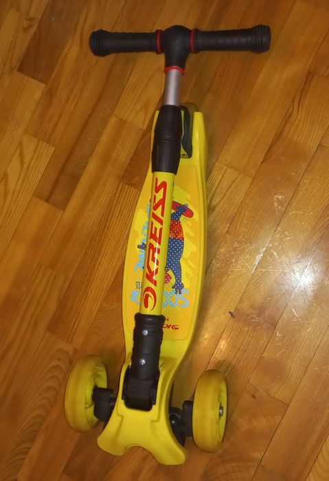 Продам самокат детский