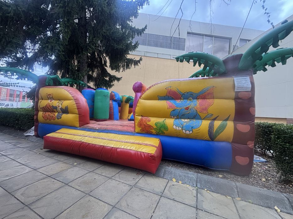 Надуваем батут 600/400см