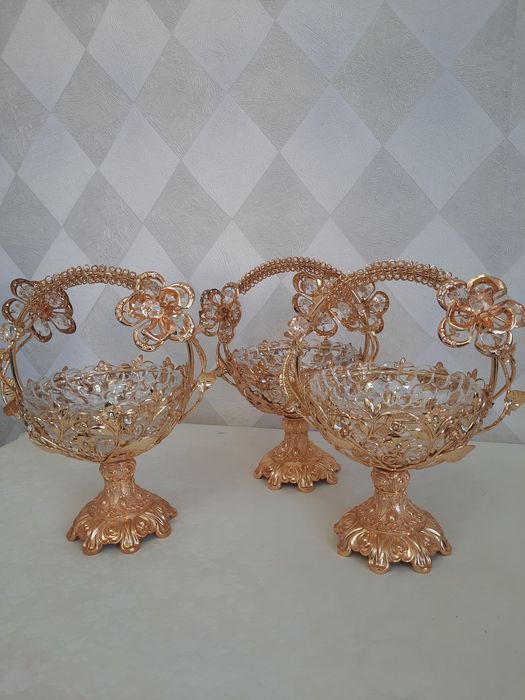 Конфетница 3штук.