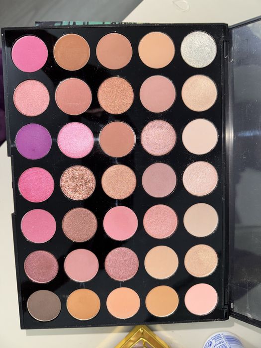 Paleta farduri Morphe 35XO Natural flirt